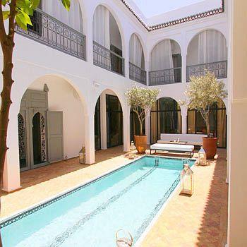 Utopia And Riad 2*